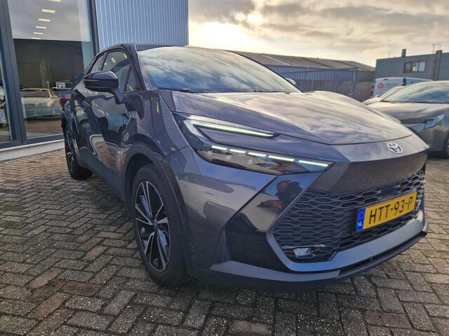 Toyota C-HR 2.0 Plug-in Hybrid 220 Executive