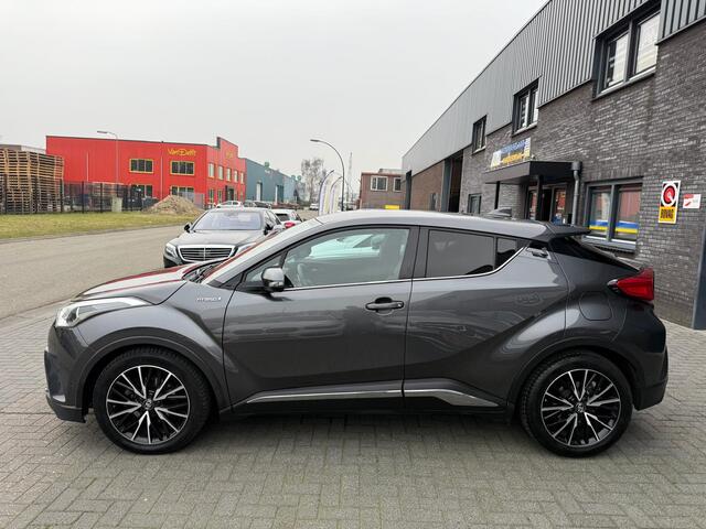 Toyota C-HR 1.8 Hybrid Executive | 2E EIGENAAR | 12MND GARANTIE | AUTOMAAT | AIRCO | CRUISE | DAB | LEDER |