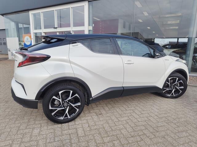Toyota C-HR 1.8 Hybrid Style Ultimate | JBL | Navi | Sensoren | Stoelverwarm