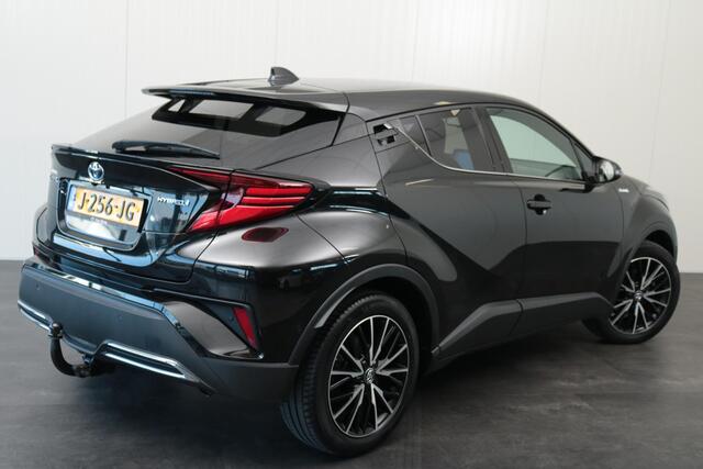 Toyota C-HR 2.0 Hybrid Executive, Leder, BSM