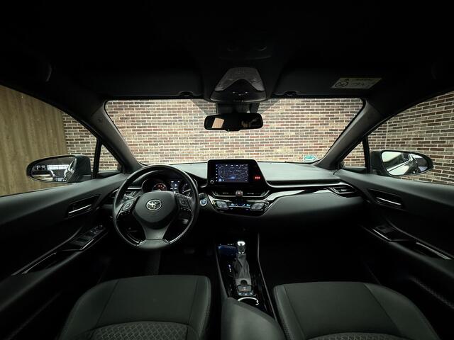 Toyota C-HR 1.8 Hybrid Bi-Tone Achteruitrijcamera | Stoel- & stuurverwarming | Keyless entry