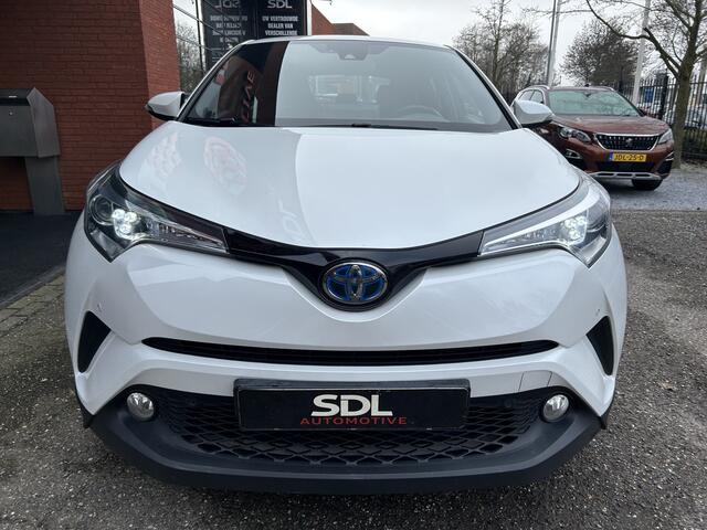 Toyota C-HR 1.8 Hybrid Dynamic // KEYLESS // LED // NAVI // CAMERA // PDC V+A // ADAPTIVE CRUISE // TREKHAAK!!