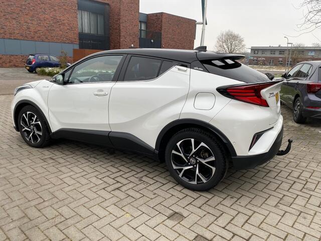 Toyota C-HR 1.8 HYBRID BI-TONE