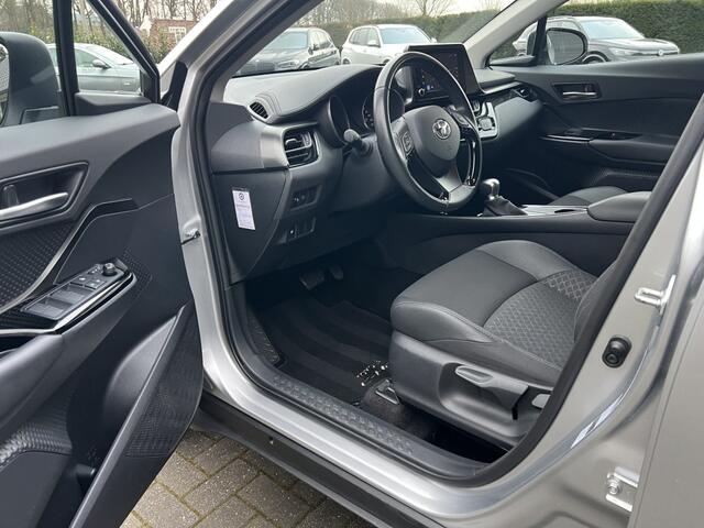 Toyota C-HR 1.8 Hybrid Dynamic LED Navi Carplay Org NL