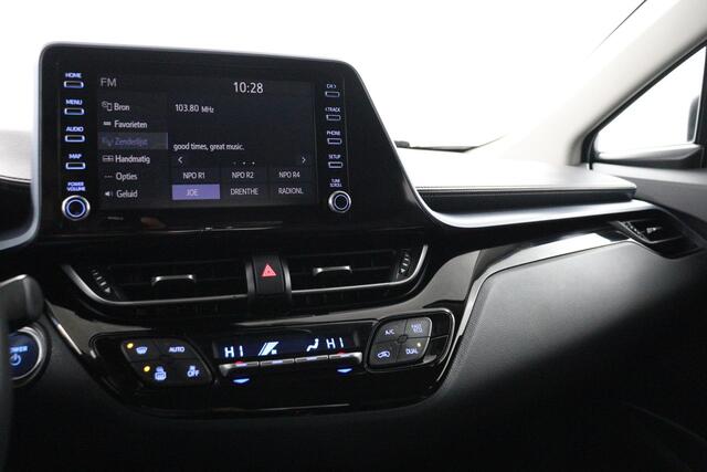 Toyota C-HR 2.0 Hybrid Dynamic | Apple Carplay/Android Auto | Cruise control adaptief | navigatiesysteem full map |