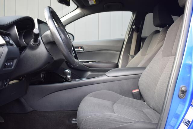 Toyota C-HR 1.8 Hybrid Dynamic ECC | Full Map Navi | Camera | Keyless | Trekhaak | Dealer Onderhouden!!