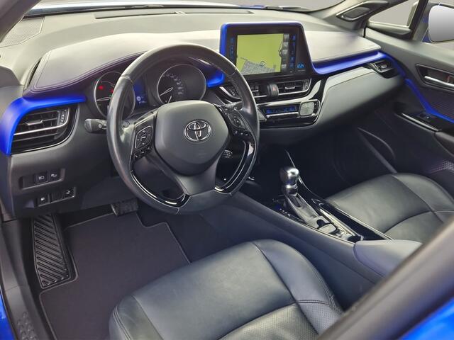 Toyota C-HR 1.8 Hybrid Bi-Tone Plus - Trekhaak - Leer - NL Auto
