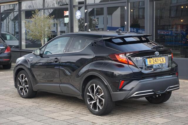 Toyota C-HR 2.0 Hybrid Team D | ACC | Stuurverm