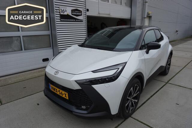 Toyota C-HR 2.0 Plug-in Hybrid 220 Dynamic |Navi|Carplay|PDC V+A|Dodehoek|E.a.klep|Stoel en stuur verw.|Camera|Bi-Tone|
