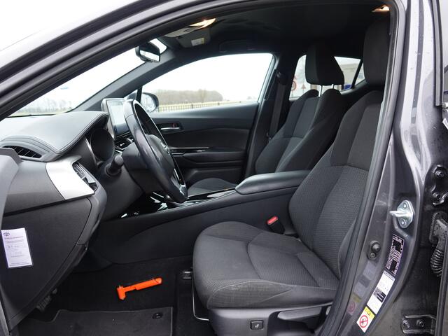 Toyota C-HR 1.8 Hybrid Dynamic TREKH. | ACC | ECC | LMV | CAMERA