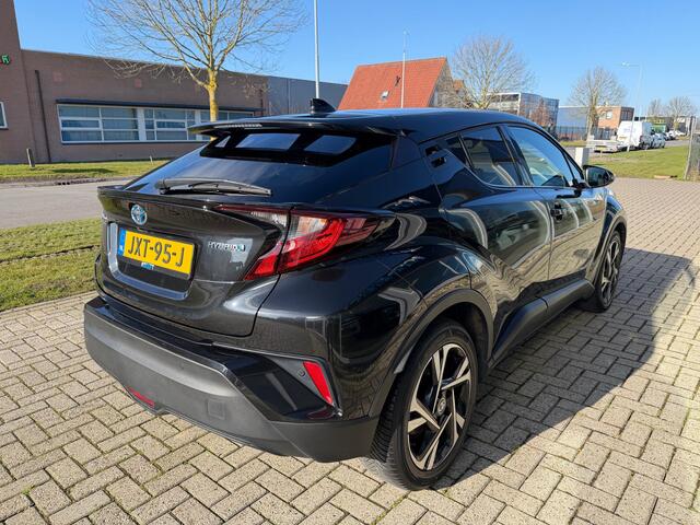 Toyota C-HR 1.8 Hybrid Style Metallic | 1 jaar garantie inclusief