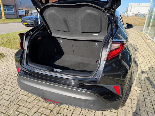 Toyota C-HR 1.8 Hybrid Style Metallic | 1 jaar garantie inclusief