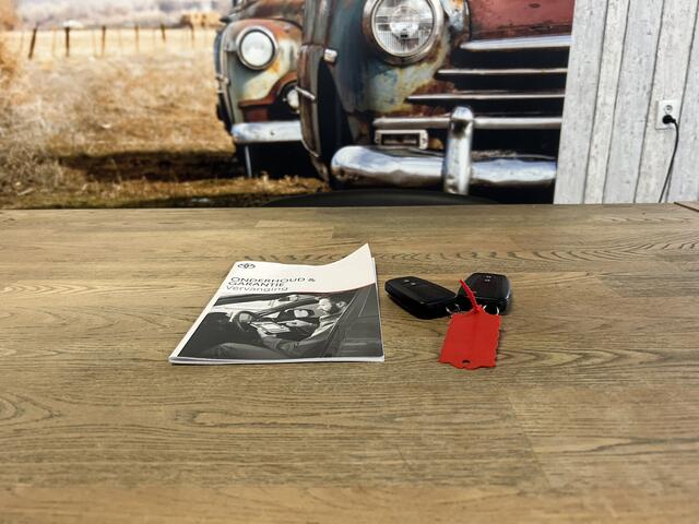 Toyota C-HR 1.8 Hybrid TWO TONE LEER JBL SOUND CAMERA NAVI CRUISE ECC LMV