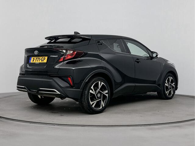 Toyota C-HR 2.0 Hybrid Executive Carplay | LMV 18'' | Stuur Verwarming! | Leder/Stof Bekleding+Stoelverwarming | Automatisch Inparkeren |