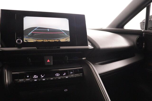 Toyota C-HR 1.8 Hybrid 140 Active | Parkeercamera | Climate control | Apple Carplay/Android Auto |
