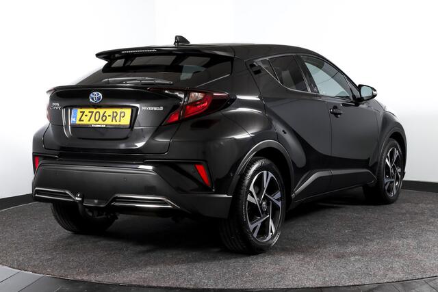 Toyota C-HR 2.0 Hybrid Dynamic | Adapt. Cruise | Stoel-+Stuurverw. | PDC | Camera | NAV+App. Connect | ECC | Afn. Trekhaak | LM 18" |