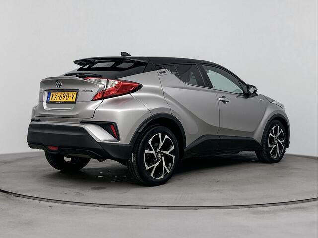Toyota C-HR 1.8 Hybrid Bi-Tone | Lederen bekleding | Stoelverwarming | Navigatie |