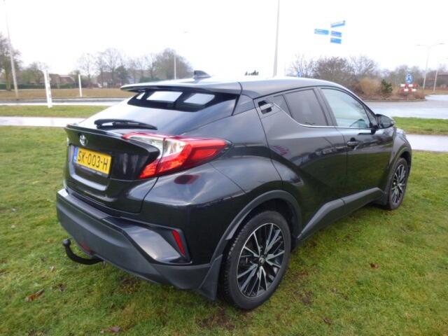 Toyota C-HR 1.2 DYNAMIC