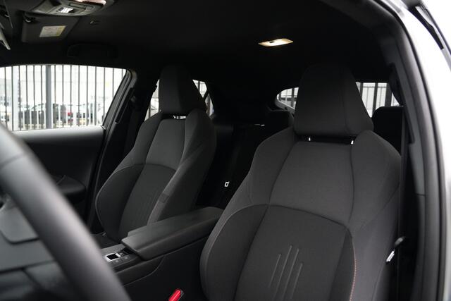 Toyota C-HR 2.0 Plug-in Hybrid 220 Dynamic 223pk Stoelverwarming/Camera/AppleCarplay