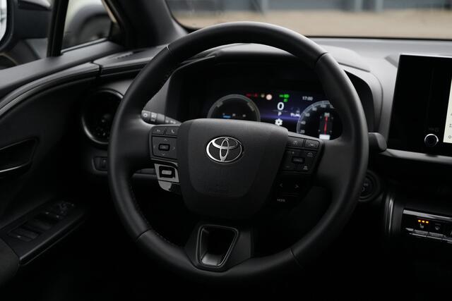 Toyota C-HR 2.0 Plug-in Hybrid 220 Dynamic 223pk Stoelverwarming/Camera/AppleCarplay