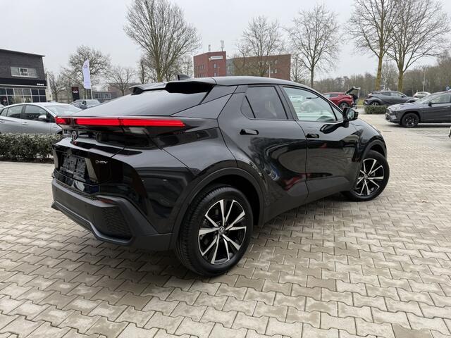 Toyota C-HR 1.8 Hybr 140 First | Stuur/stoel verwarm | Elek. achterklep | PD
