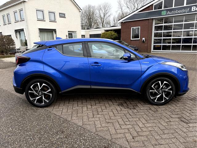 Toyota C-HR 1.8 Hybrid Dynamic Led, Navi, Camera, 18''Lmv