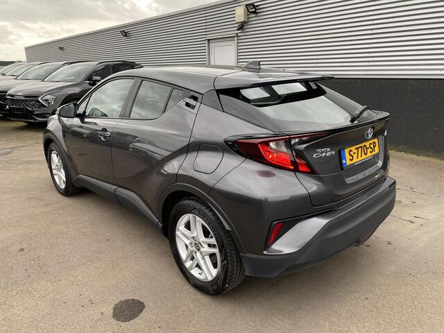 Toyota C-HR 1.8 Hybrid Active Cruise control, airconditioning, achteruitrij camera, nette auto, keyless, navigatie Apple CarPlay/Android Auto