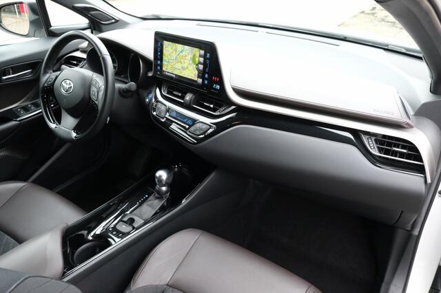 Toyota C-HR 1.8 Hybrid Premium Automaat | Verwarmbaar stuurwiel | JBL Premiu