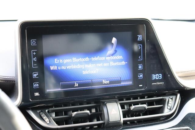 Toyota C-HR 1.8 Hybrid Premium, Trekhaak, BSM, JBL, Stoelverwarming, Stuurverwarming, Parkeersensoren.