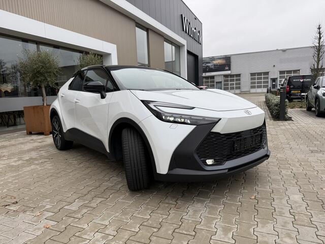 Toyota C-HR 1.8 Hybrid 140 Bi-Tone | Elek. achterklep | Stuur/stoelverwarm.