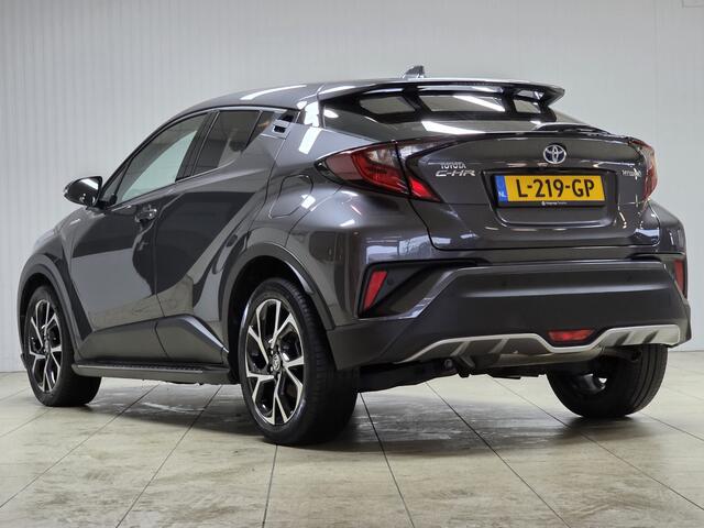 Toyota C-HR 1.8 Hybrid Dynamic/ DEALER ONDERHOUDEN!/ Side-Steps/ 18'' LMV/ Camera/ Keyless/ Lane-Assist./ Adaptive Cruise/ Grootlicht Assist./ LED Koplampen/ Navi/ Clima/ Cruise/ Bluetooth/ Extra getint glas.