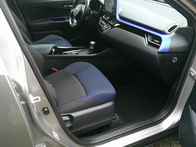 Toyota C-HR 1.8 Hybrid Bi-Tone Trekhaak