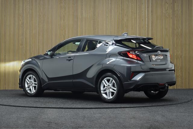 Toyota C-HR 1.8 Hybrid Active | Adaptive-cruise | Afneembare Trekhaak | Camera | Clima | Apple Carplay & Android Auto | Navigatie | Keyless | LM Velgen | Stoelverwarming