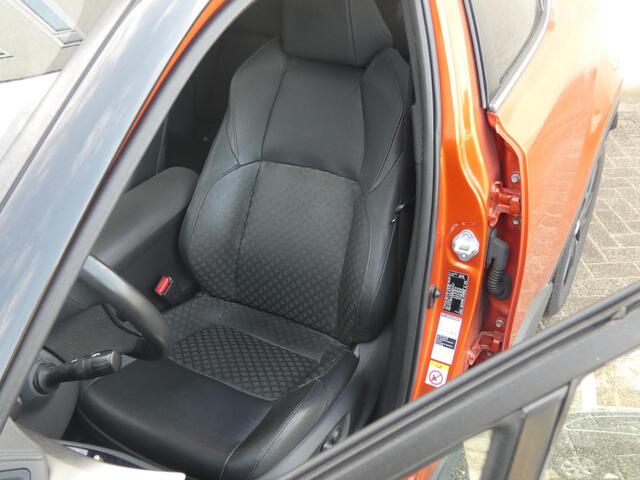 Toyota C-HR 2.0 Hybrid Launch Edition