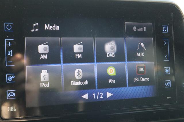 Toyota C-HR 1.8 Hybrid Dynamic Blindspot | Trekhaak | JBL | Parkeersensoren