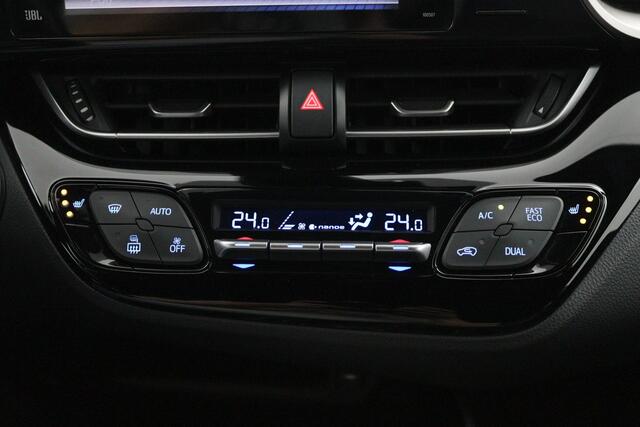 Toyota C-HR 1.8 Hybrid Bi-Tone | stuur en stoelverwarming | Parkeersensoren | Trekhaak |