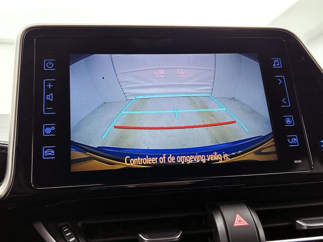 Toyota C-HR 1.8 Hybrid Dynamic | Stoelverwarming | Achteruitrijcamera | Dealeronderhouden | Leseman opg 21-2