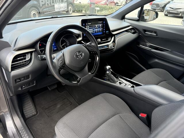 Toyota C-HR 1.8 Hybrid Dynamic | Trekhaak | All Seasons | Stoelverwarming