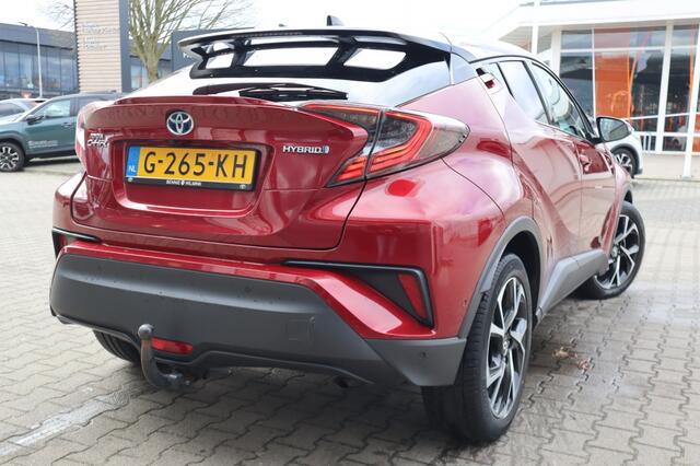 Toyota C-HR 1.8 Hybrid Style Ultimate Trekhaak | Blindspot | Stuur en stoelv
