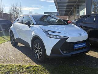 toyota-c-hr-2.0-plug-in-hybrid-220-