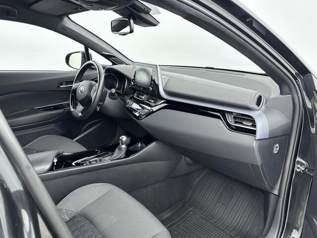 Toyota C-HR 2.0 Hybrid First Edition 12-02 aangemeld Leseman