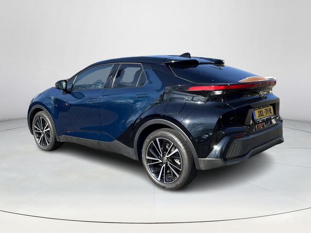 Toyota C-HR 2.0 Plug-in Hybrid 220 Première Edition | Panoramadak | Lederen bekleding | Navigatie | JBL audio |
