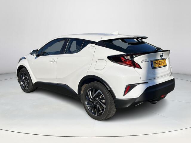 Toyota C-HR 1.8 Hybrid Dynamic | Trekhaak | Parkeersensoren | Carplay | Keyless entry |