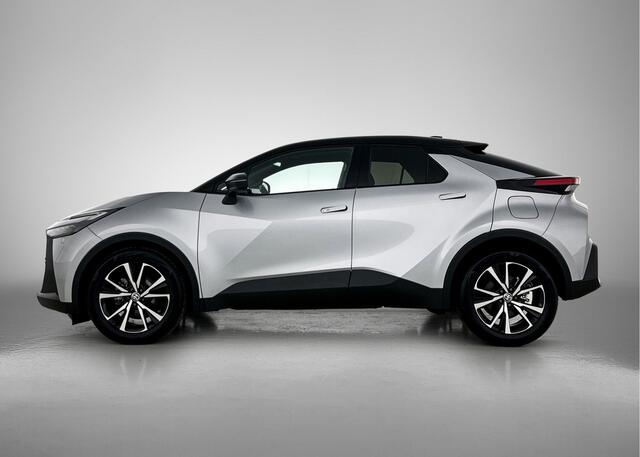Toyota C-HR 1.8 Hybrid 140 First Edition Bi Tone | Stuur - Stoel ververwarming | PDC rondom | Full screen navigatie |