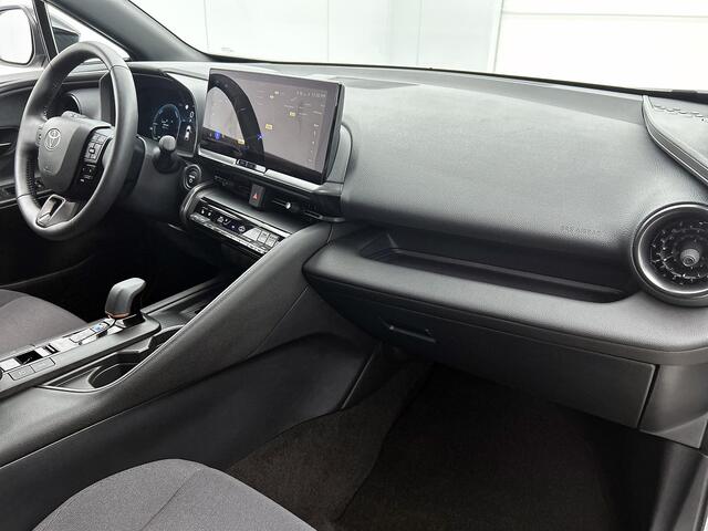 Toyota C-HR 1.8 Hybrid 140 First Edition Bi Tone | Stuur - Stoel ververwarming | PDC rondom | Full screen navigatie |