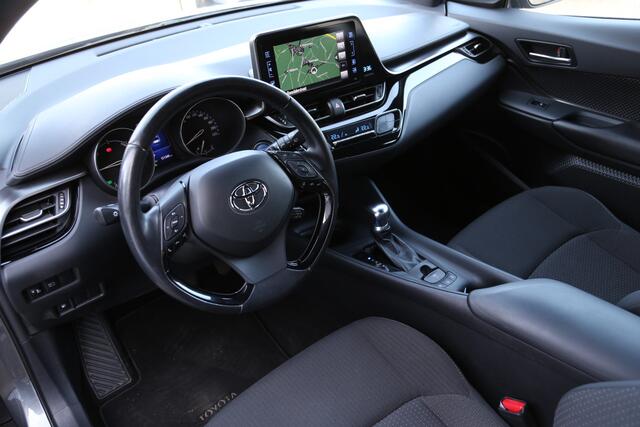 Toyota C-HR 1.8 Hybrid Active Navi Camera ACC