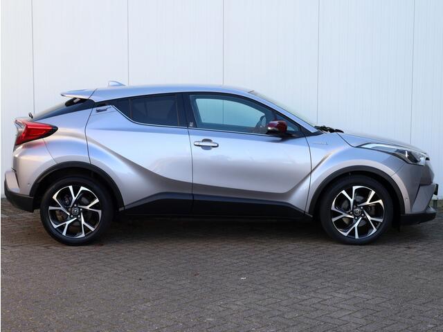 Toyota C-HR 1.8 Hybrid Dynamic | Park-Assist | Dodehoek | Stuurwielverwarmin