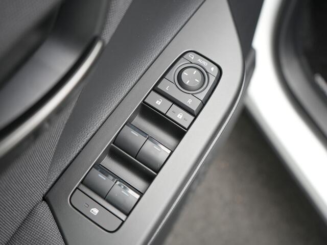 Toyota C-HR 2.0 Plug-in Hybrid 220 Dynamic *DEMO*