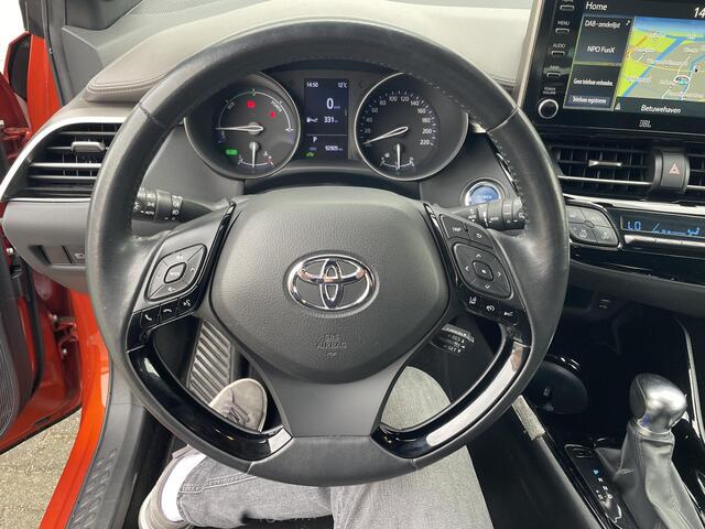 Toyota C-HR 2.0 Hybrid Launch Edition