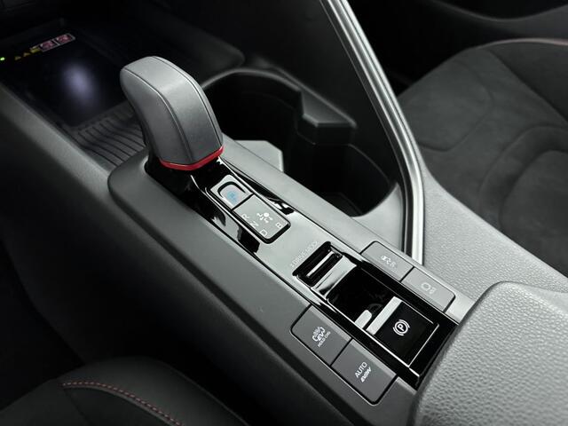 Toyota C-HR 2.0 Plug-in Hybrid 220 Black Edition | Nu met Extra Inruilpremie!